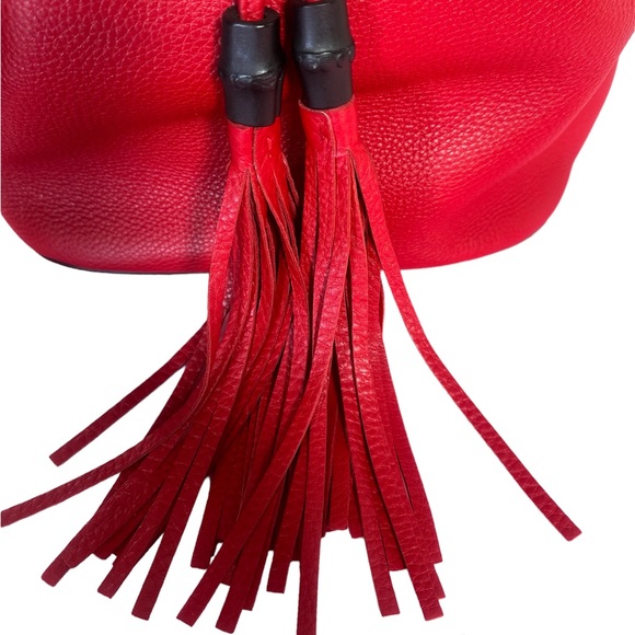 Gucci Lady Tassel Bucket Leather Shoulder Bag - Picture 3 of 11